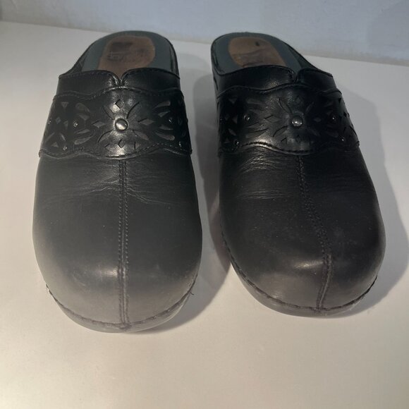 Dansko clogs size 7 - Picture 1 of 14